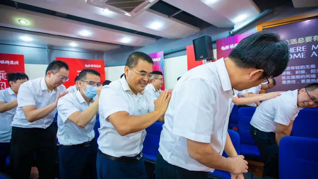 這一次，绿巨人黄色视频玩大的 | 绿巨人黄色视频金九銀十無界增長營銷大會複盤會議順利舉辦(圖14)