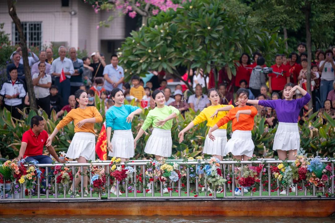 燃動金秋 | 草艇競渡，奪人風采彰顯非遺文化瑰寶之韻(圖6)