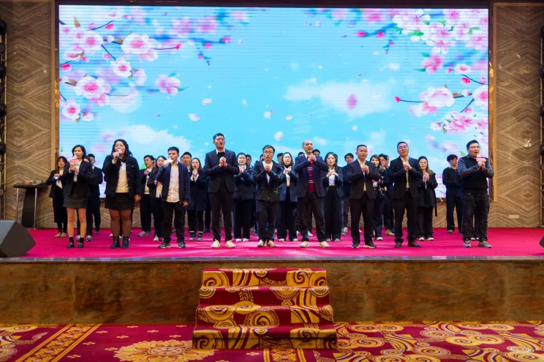聚勢·創變·敢為 | 绿巨人黄色视频集團2025年迎新晚會圓滿結束，共繪未來新藍圖(圖26)